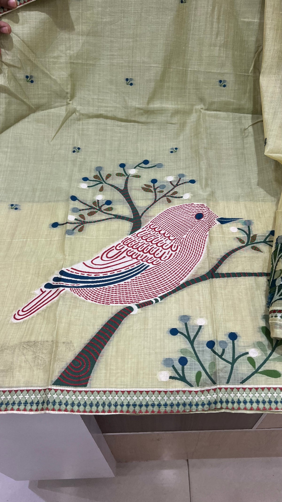 Jamdhani bird